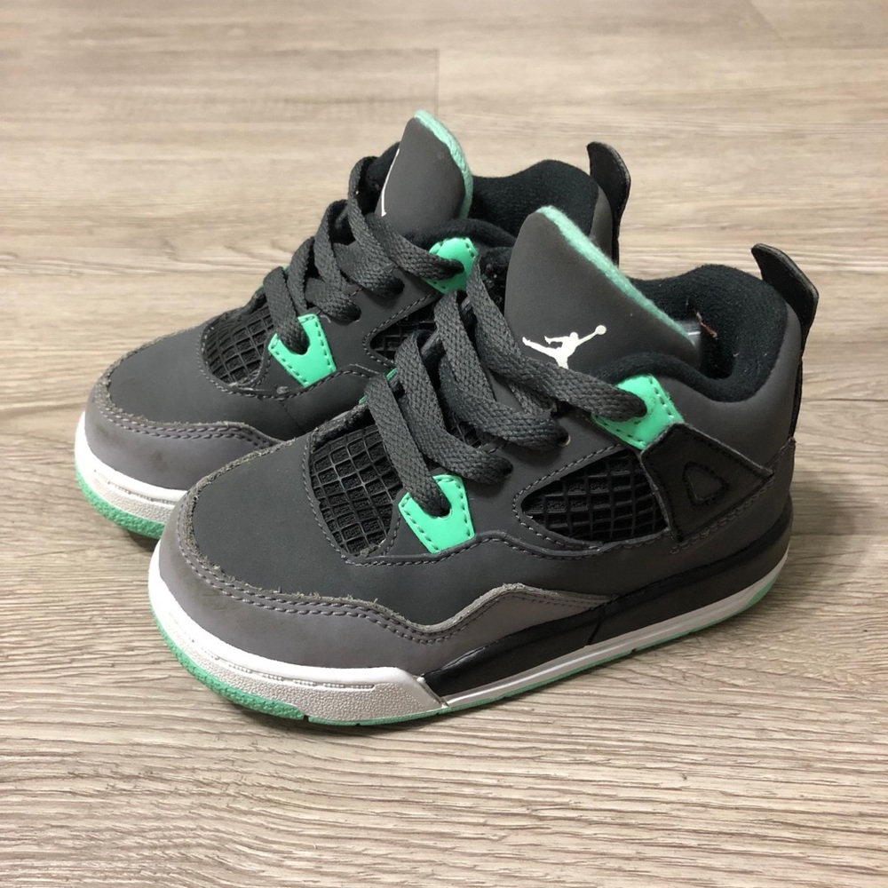 Green Glow 4S Size 8C (Toddler Size )